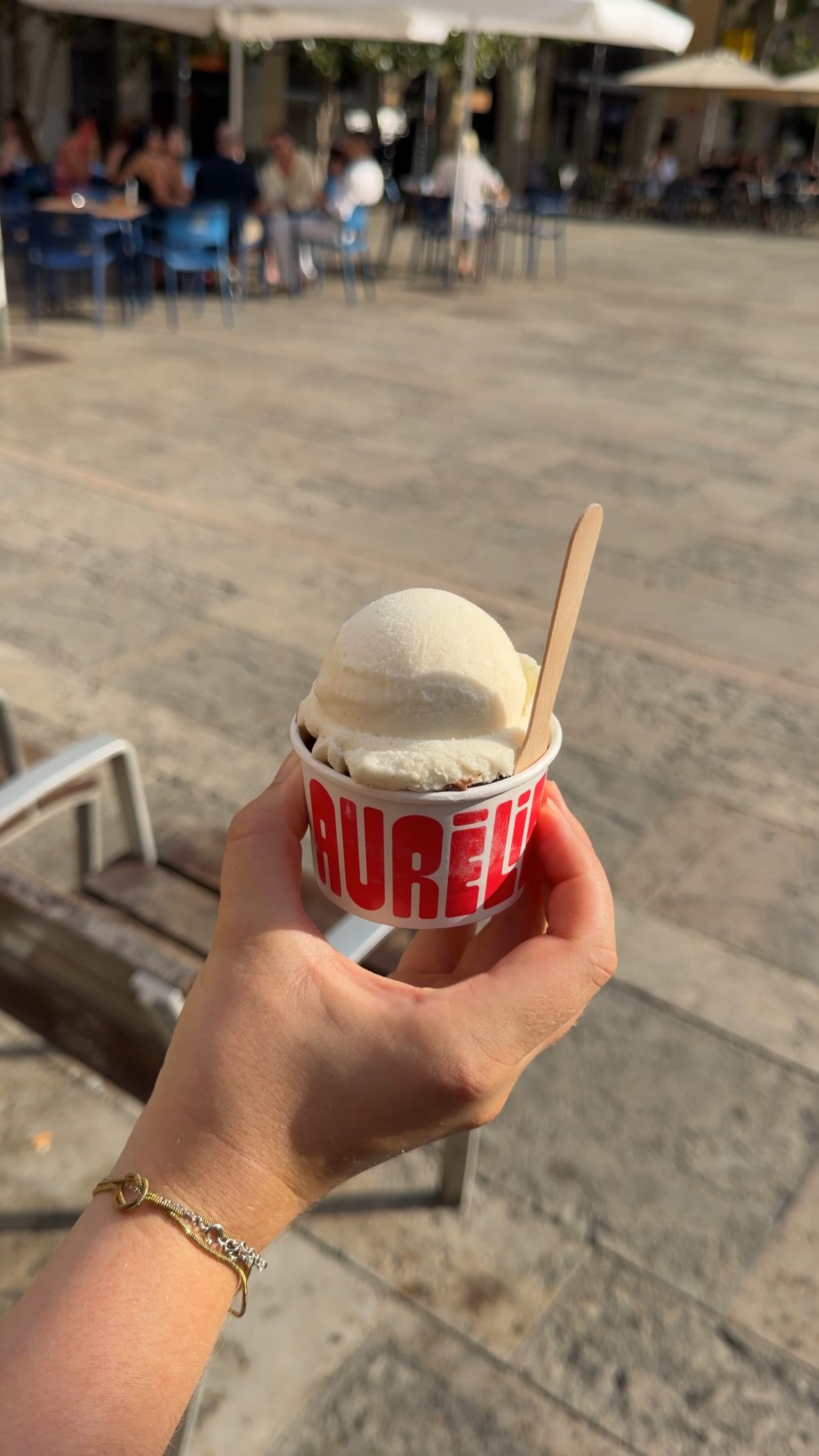 Aurélien - le glacier artisanal de la Plaça del Sol à Gràcia